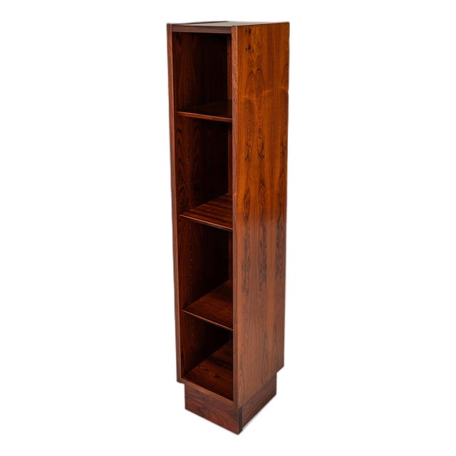 Danish Mid-Century Modern Free-Standing Bookshelf in Rosewood Attributed to Ejvind Johansson, Denmark, C. 1960s For Sale