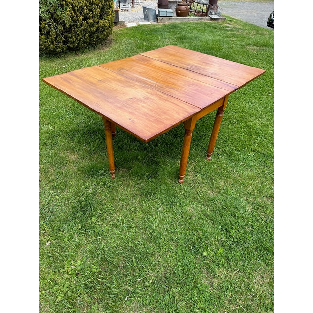 Brown Classic American Drop Leaf Maple Pembroke Table For Sale - Image 8 of 12