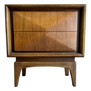 Mid-Century Modern Diamond Faced Walnut Nightstand by United Furniture Co. For Sale