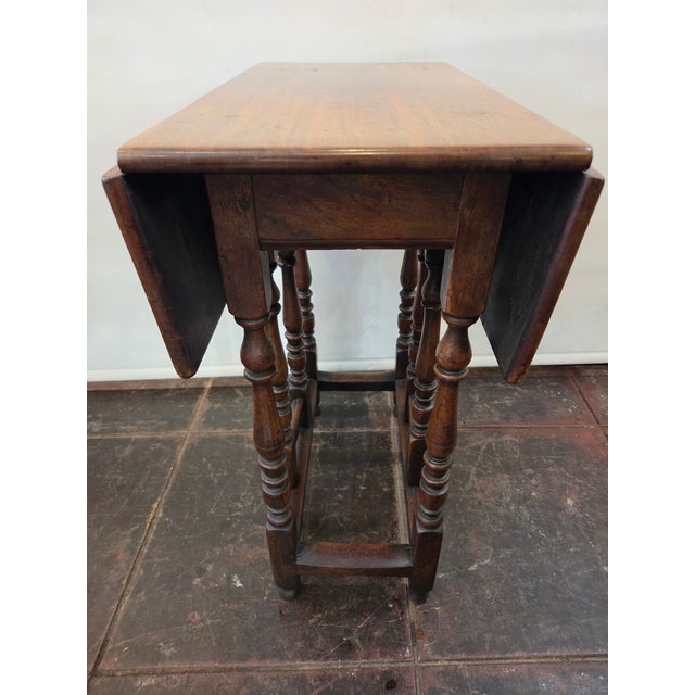 18th Century Drop Leaf Gate Leg Brown Mahogany Small Table William & Mary For Sale - Image 14 of 18