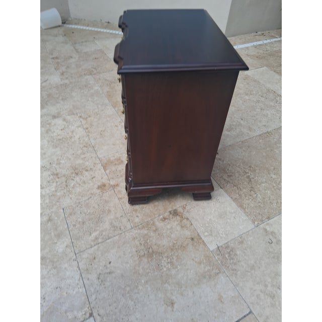 Chippendale Vintage Councill Craftsmen Mahogany Chippendale Style Block-Front Bachelor's Chest For Sale - Image 3 of 5