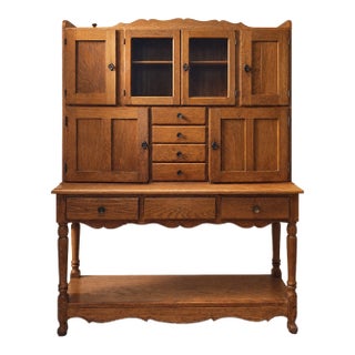 Antique Oak Hoosier Cabinet With Flour Bin & Original Hardware For Sale