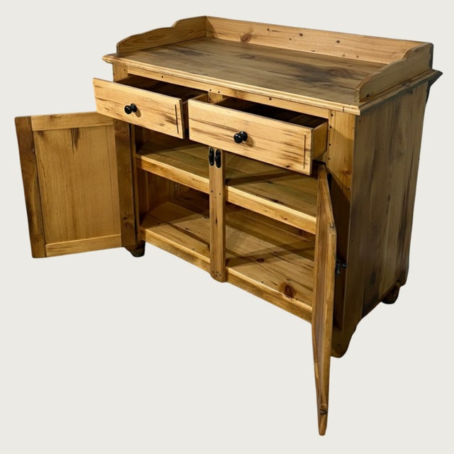 American The Hartford Handcrafted Early American Dry Sink/Sideboard in Centuries-Old Reclaimed Pine For Sale - Image 3 of 5