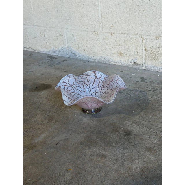1970s Ruffled Art Glass Centerpiece Bowl Pink and White Mottled Murano Style 1970s For Sale - Image 5 of 10