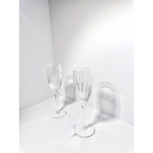 Mid 20th Century Vintage Tyrone "Deramore" Crystal Champagne Flutes (Set of 2) For Sale - Image 5 of 8