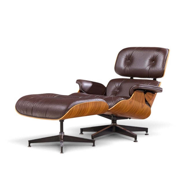 Mid-Century Modern Charles and Ray Eames for Herman Miller Mid Century Lounge Chair and Ottoman For Sale - Image 3 of 10