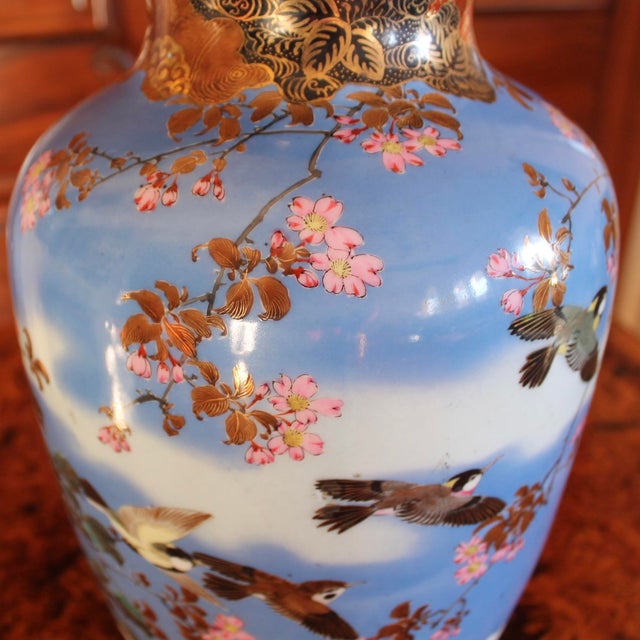 Japanese Kutani Turquoise Porcelain Bird Vase For Sale - Image 11 of 17