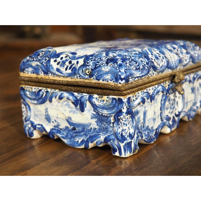 Ceramic Hand Painted Blue and White Delft Table Box, Circa 1850 For Sale - Image 7 of 17