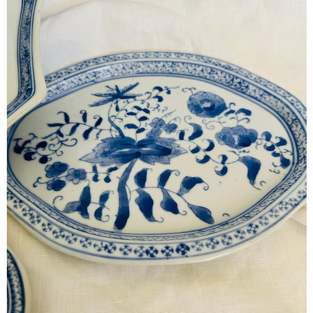 1980s Mixed Lot of 7 Blue & White Mini Wall Plates/Dishe For Sale - Image 5 of 10