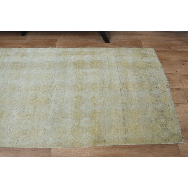 1970s Vintage Handmade Wool Cotton Turkish Beige Area Rug For Sale In San Francisco - Image 6 of 11