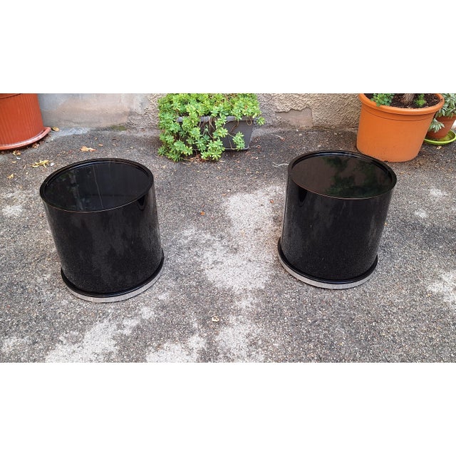 Bar Bedside Tables in Black Lacquer with Aluminum Profiles, 1970s, Set of 2, in Very Good conditions. Designed 1970 to 1979