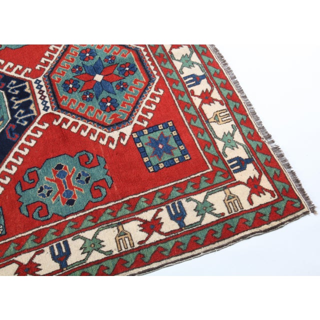 Vintage Azerbaijani Lori Pambak Rug – Fine Handwoven Pure Wool -4' 7'' X 6' 5' For Sale - Image 4 of 14