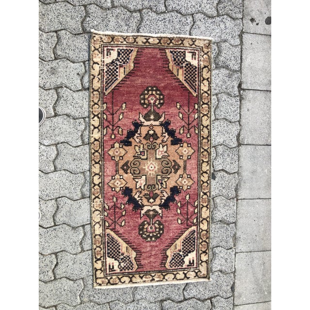 1960s Turkish Handknotted Tribal Rug For Sale - Image 6 of 6