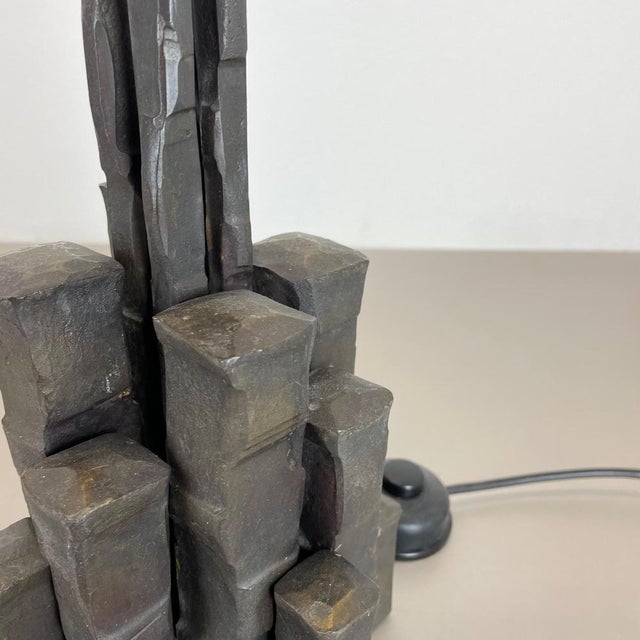 Gray Sculptural Brutalist Cast Iron Table Light attributed to Lothar Klute, Germany, 1970s For Sale - Image 8 of 18