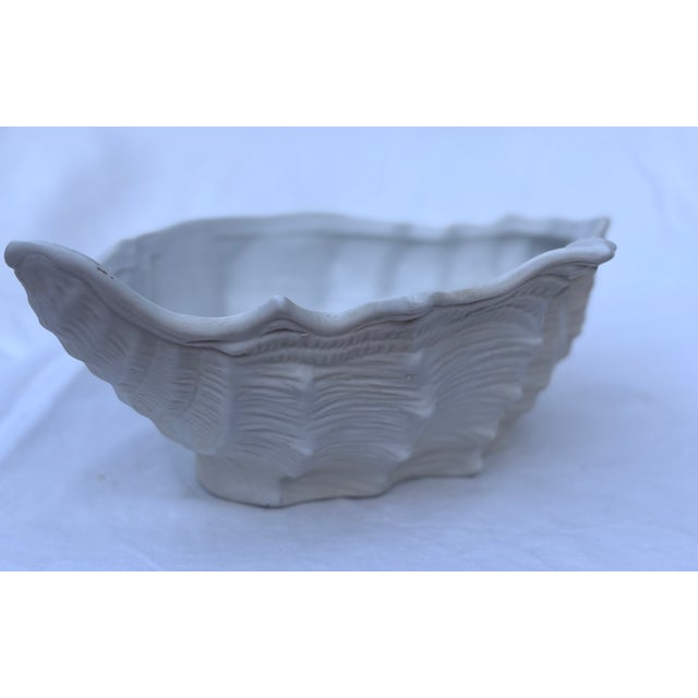 Coastal Trompe-L’oeil Porcelain White Conch Shell Bowl/Planter. For Sale - Image 3 of 9
