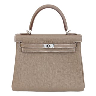 Hermès Kelly 25 Etoupe Togo Palladium Hardware 2024 For Sale