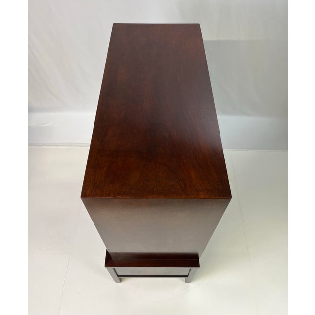 Brown Mid 20th Century American of Martinsville Chest For Sale - Image 8 of 12