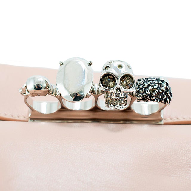 Alexander McQueen Rose Pink Skull Jewel Four-Ring Soft Leather Clutch Bag For Sale - Image 11 of 16