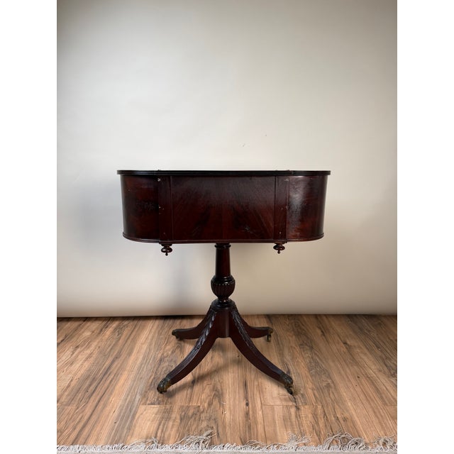 Early 19th Century New York Classical Mahogany Astragal-End Work Table in the Manner of Duncan Phyfe, C. 1815–1825 For Sale - Image 9 of 9