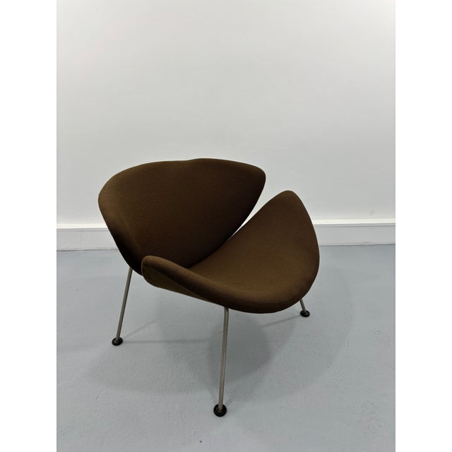 The famous Artifort Orange Slice chair style by Pierre Paulin, designed in the 60's. This is an original and early edition...