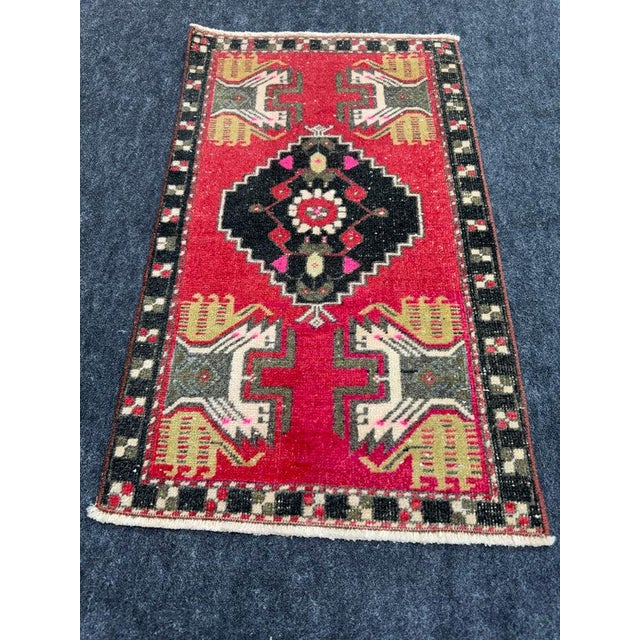 Turkish Yastik Rug 1'7" x 2'10" For Sale - Image 4 of 5