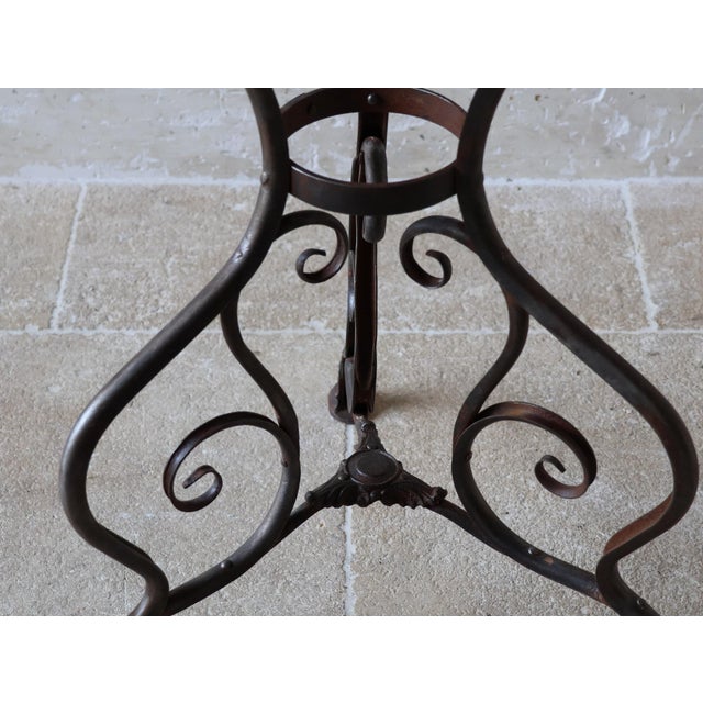 Metal French Antique Arras Bistro Table in Wrought Iron with Horseshoe Feet, 1890s For Sale - Image 7 of 12