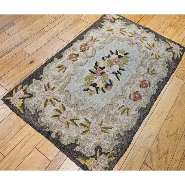 Vintage American Hand Hooked Rug, Wool & Cotton, Floral Pattern, Folk Art, 4x6 For Sale In Chicago - Image 6 of 15