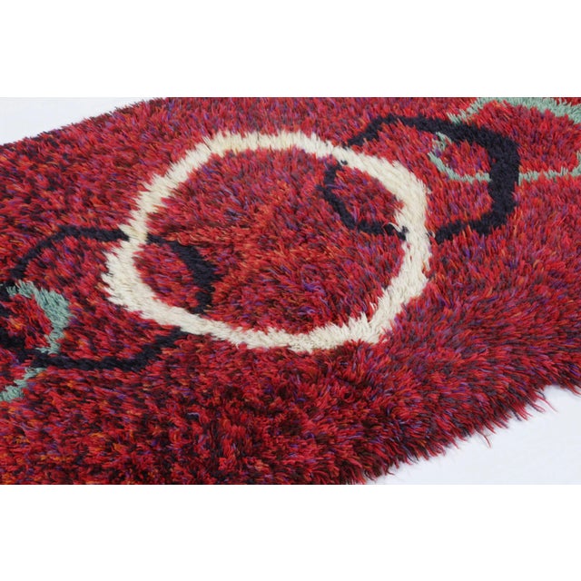 Rug & Kilim Vintage Swedish Rya Rug With Red Field and Concentric Geometry - Rug & Kilim For Sale - Image 4 of 8