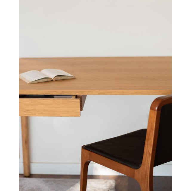 Minimalist Modern Work Desk in Oak by Pedro Sottomayor For Sale - Image 9 of 10
