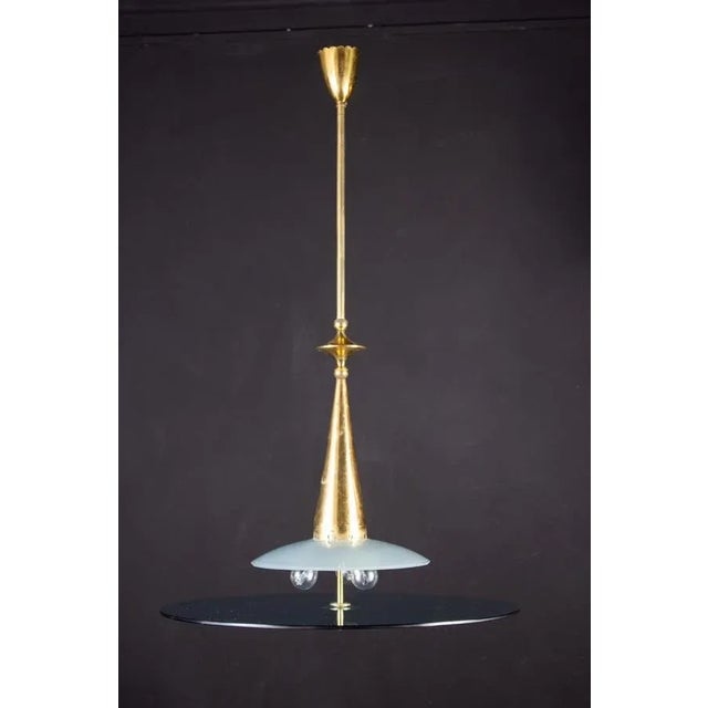 Max Ingrand Round Crystal and Brass Chandelier by Max Ingrand for Fontana Arte, 1940s For Sale - Image 4 of 11