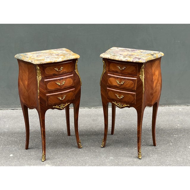 1920s 1920s Pair of French Louis XV Style Rosewood Nightstands For Sale - Image 5 of 13