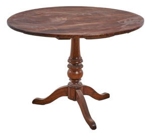Vintage Round Table in Wood