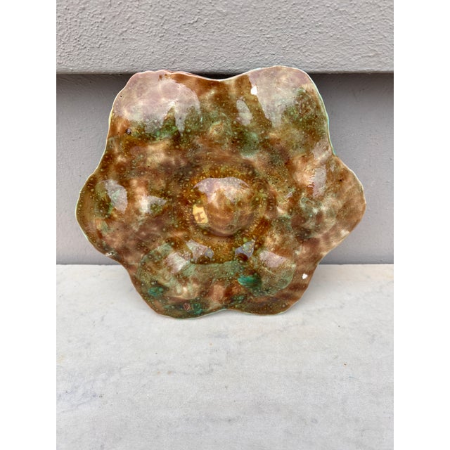 English Victorian Majolica Oyster Plate, Circa 1890 For Sale - Image 4 of 4