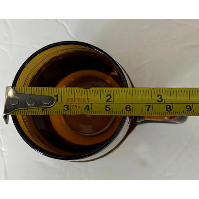 Glass 1970s Spanish Revival Amber Glass Sangria Pitcher & 6 Mugs, 7 Pieces For Sale - Image 7 of 8