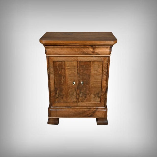Small Low 19th Century Louis Philippe Walnut Buffet For Sale - Image 18 of 18