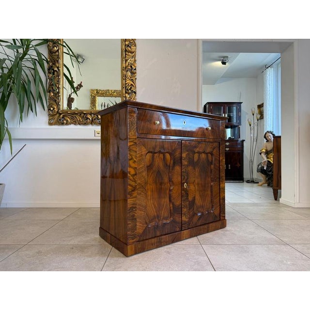 Biedermeier Buffet in Walnut For Sale - Image 3 of 16