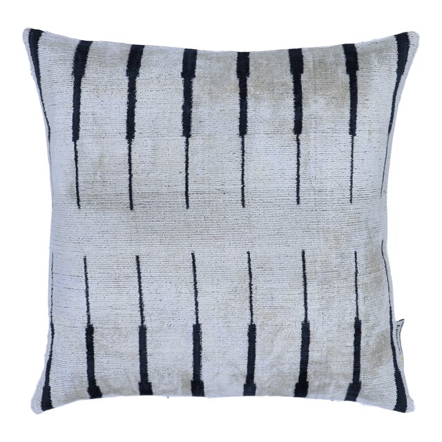 Handmade Luxury Black & White Velvet Decorative Throw Pillow Chairish
