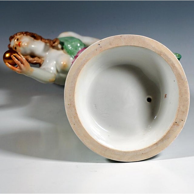 Art Nouveau Young Lady Ball Player Figurine by Walter Schott for Meissen, 1924-1934 For Sale - Image 6 of 7