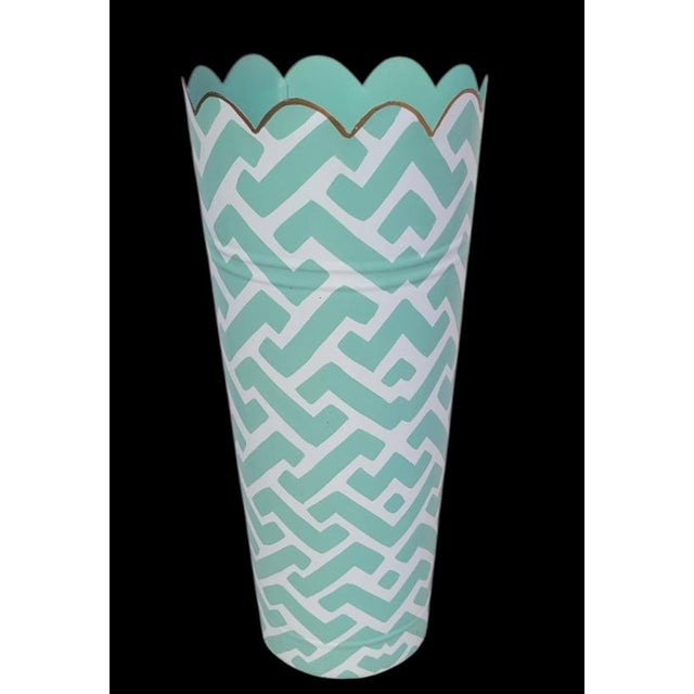 Dana Gibson Scalloped Metal Geometric Pale Blue White Palm Beach Regency Umbrella Stand Holder For Sale - Image 4 of 7