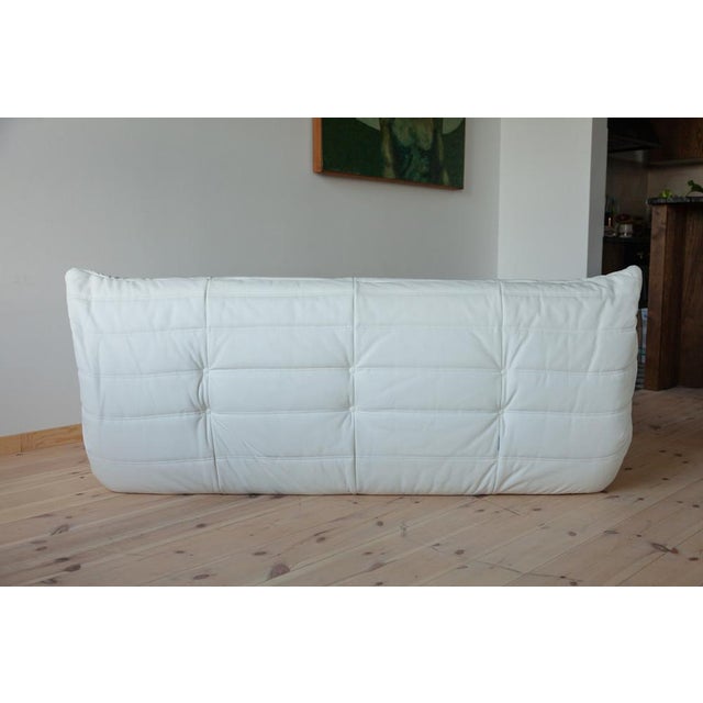 White Leather Togo 3-Seater Sofa by Michel Ducaroy for Ligne Roset For Sale - Image 3 of 4