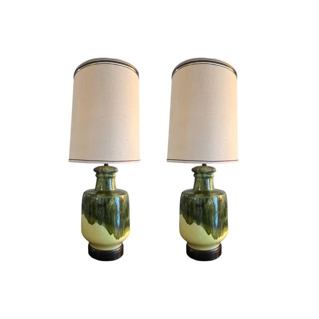 We have for your consideration a very gorgeous and large pair of mid century modern table lamps. Table lamps consists of...