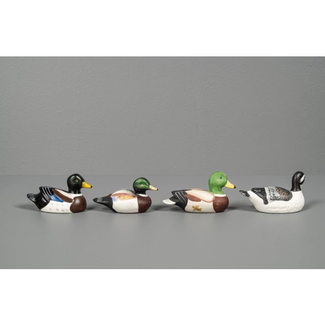 Porcelain Duck Figures from BB Bolze Bazar, Austria and Taiwan, Set of 4 For Sale - Image 12 of 13