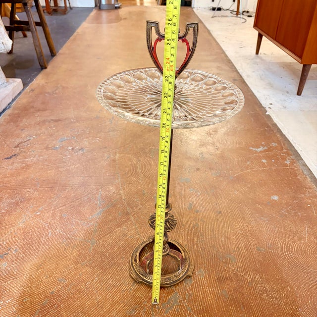 Mid 20th Century Hollywood Regency Pedestal Accent Table With Art Deco Influence For Sale - Image 10 of 12