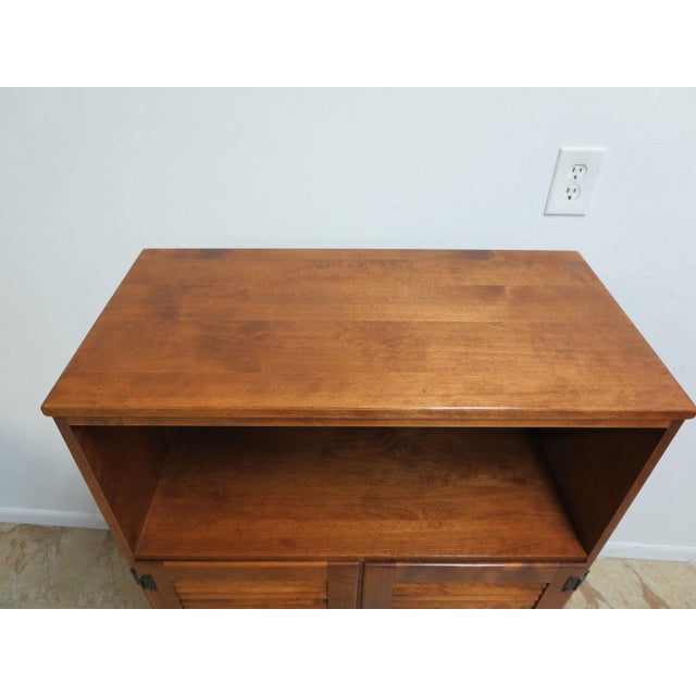 Ethan Allen Nutmeg Heirloom Crp Dresser Base Top Shelf Tv