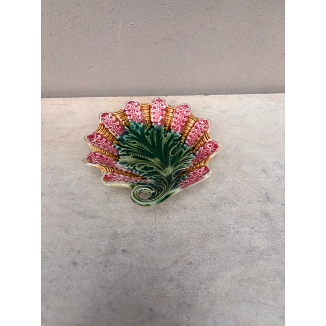 French Country 1890s French Majolica Dish Leaf Onnaing For Sale - Image 3 of 5
