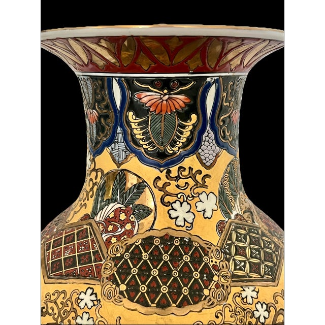 Vintage Yellow, White and Black Satsuma Enamelled Porcelain Vases, a Pair, Signed For Sale In Tampa - Image 6 of 10