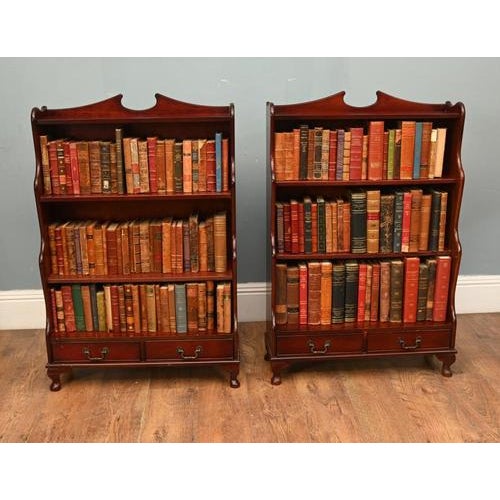 Hollywood Regency Regency Open Waterfall Bookcases in Mahogany, Set of 2 For Sale - Image 3 of 10