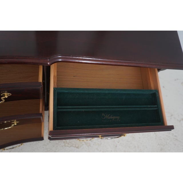 Thomasville Thomasville Chippendale Style Mahogany Dresser W. Mirror For Sale - Image 4 of 18