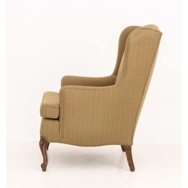 Queen Anne Style Beige Plaid Upholstered Wingback Arm Chair For Sale In New York - Image 6 of 7