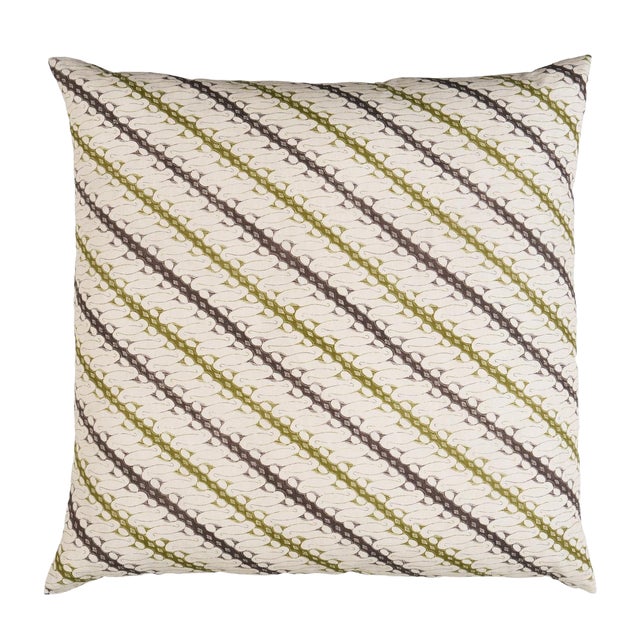 Schumacher x Rita Konig Ronnie 22" Pillow In Green For Sale